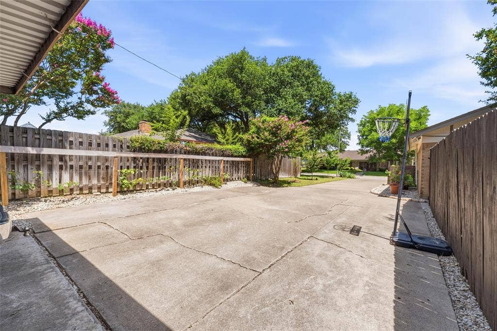 1201 Rockmoor Drive, Edgecliff Village, TX 76134 1201 Rockmoor Drive, Edgecliff Village, TX 76134