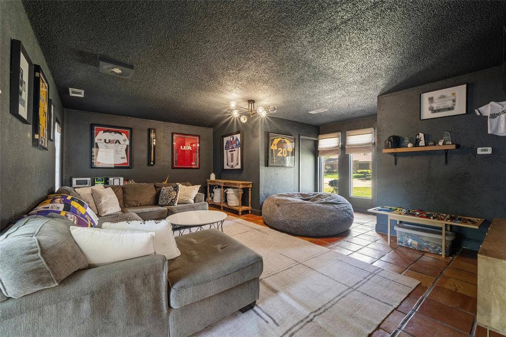 1201 Rockmoor Drive, Edgecliff Village, TX 76134 1201 Rockmoor Drive, Edgecliff Village, TX 76134