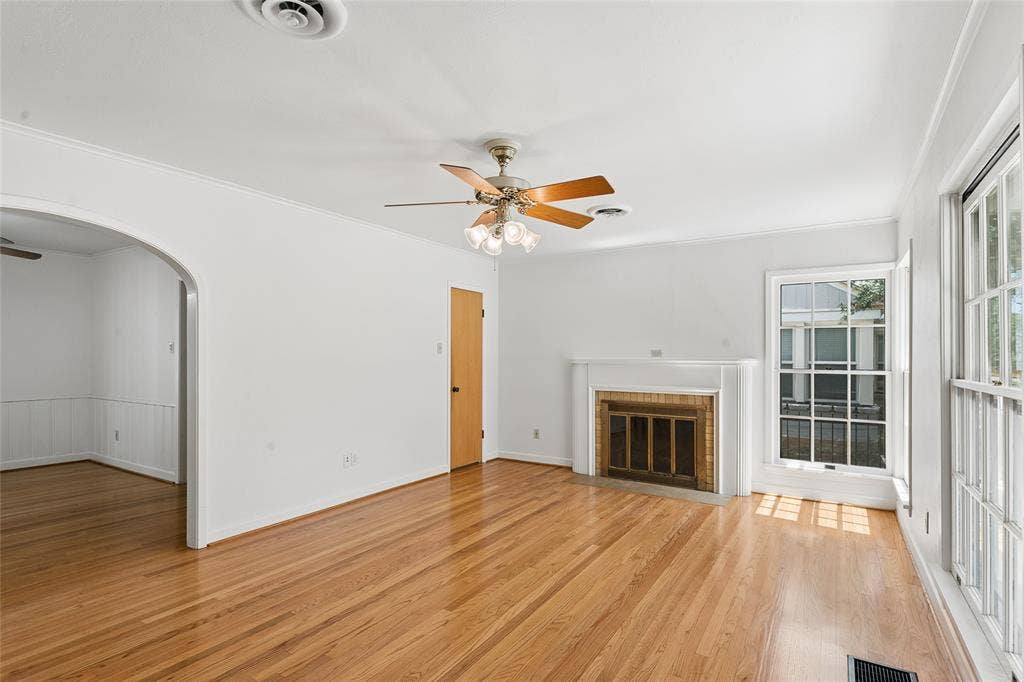 3616 Harwen Terrace, Fort Worth, TX 76109 Cozy up with wood burning fireplace