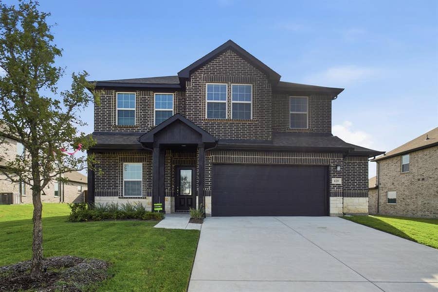 Property photo for 420 Bronco Drive, Waxahachie, TX