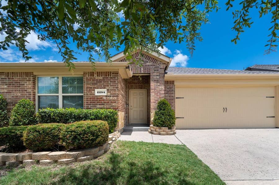 Property photo for 2254 Bryant Lane, Fate, TX