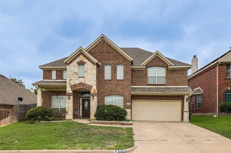 Property photo for 8128 Geranium Lane, Fort Worth, TX