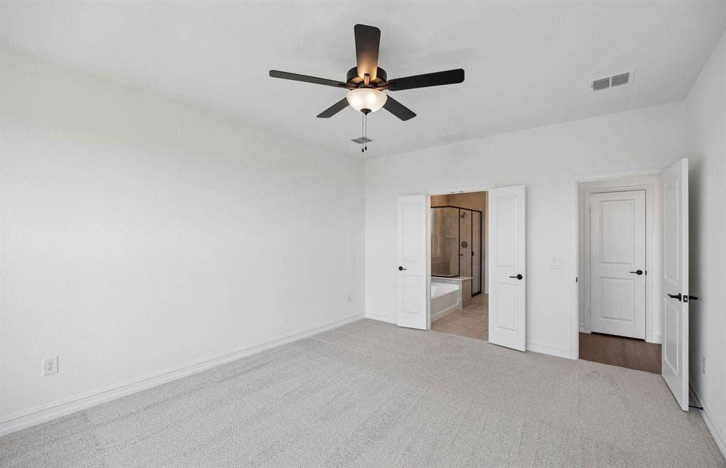 4145 Gonzales Drive, McKinney, TX 75071 Private primary bedroom