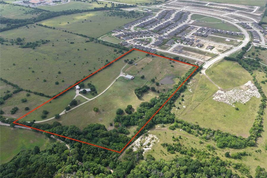 Property photo for 809 Stephenson Road, Red Oak, TX