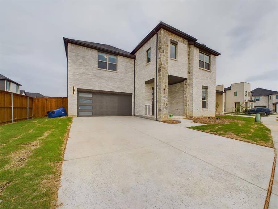 Property photo for 11192 Hocking Hills Drive, Frisco, TX