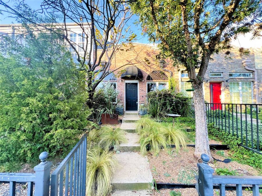Property photo for 1813 S Ervay Street, Dallas, TX