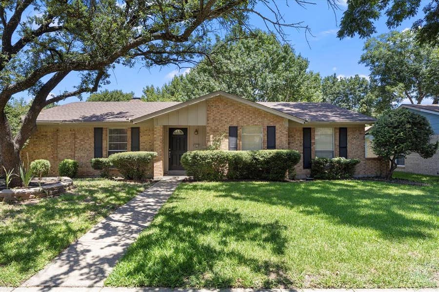 Property photo for 2413 Village Green Drive, Garland, TX
