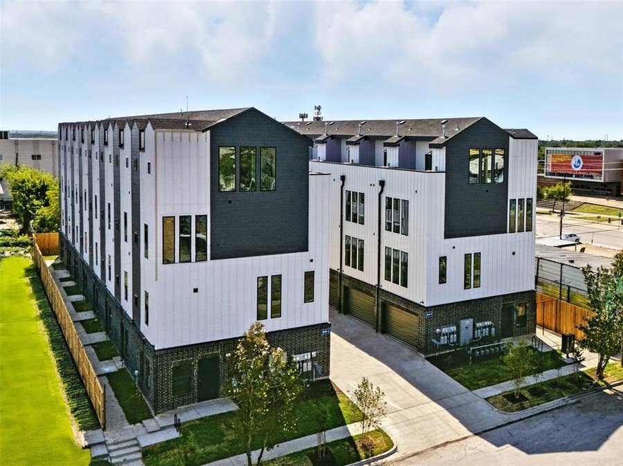 Property photo for 312 N Lancaster Avenue, Dallas, TX