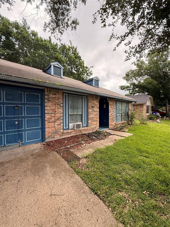Property photo for 402 Magnolia Drive, Forney, TX
