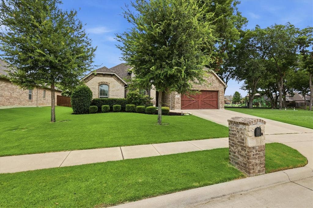 4013 Orchard Park Lane, Midlothian, TX 76065