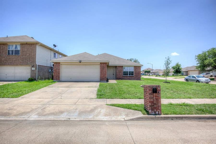 Property photo for 7000 Sylvan Meadows Drive, Fort Worth, TX