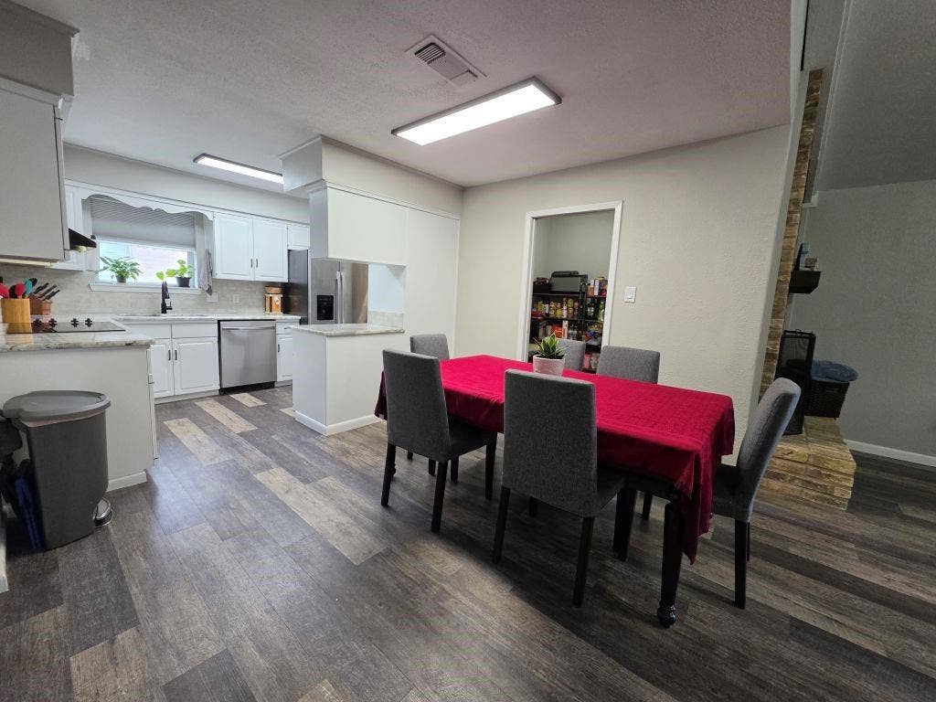 104 Bowie Lane, Hewitt, TX 76643 104 Bowie Lane, Hewitt, TX 76643