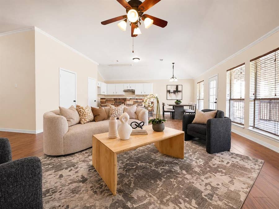 Property photo for 1010 Mediterranean Avenue, Midlothian, TX