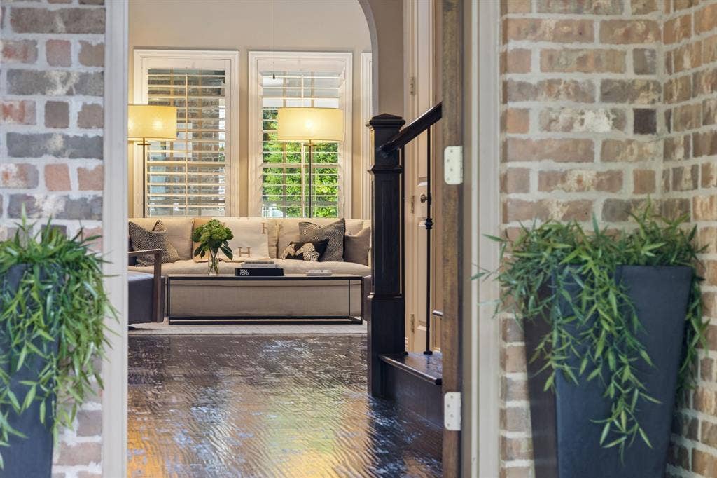 3611 Hickory Grove Lane, Frisco, TX 75033 Welcome to 3611 Hickory Grove