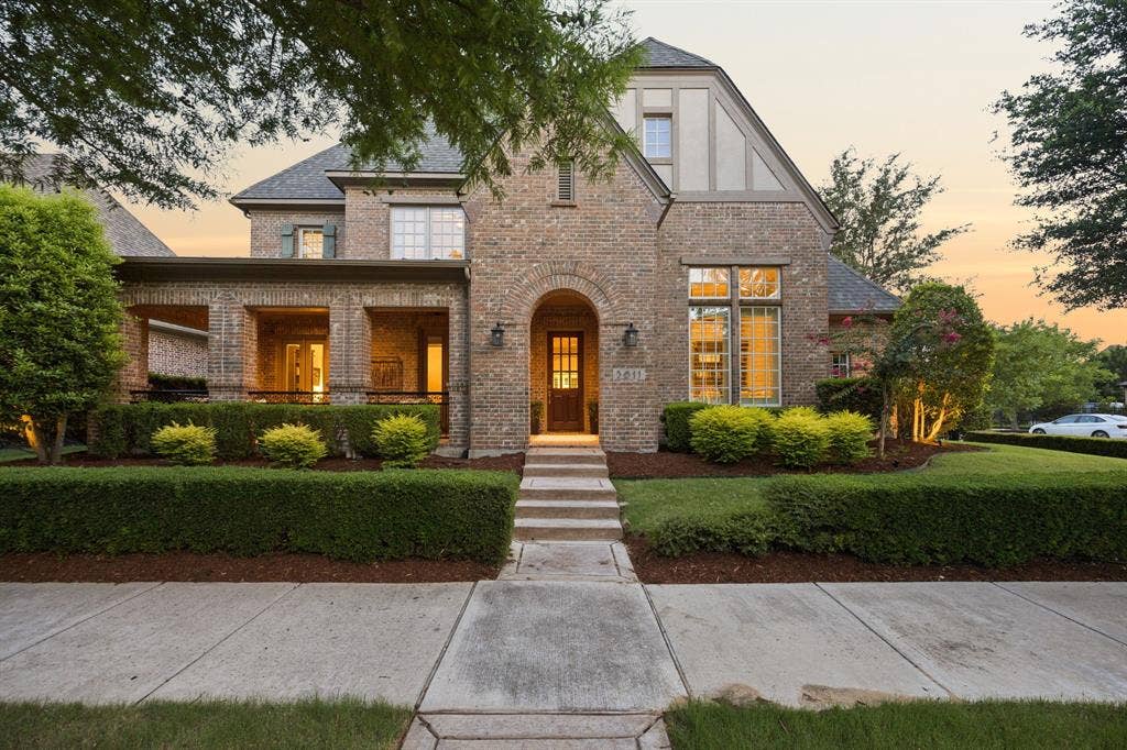 3611 Hickory Grove Lane, Frisco, TX 75033 Front of Home at Twilight