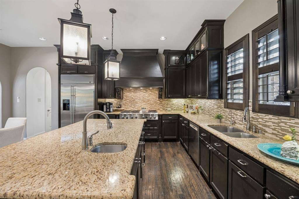 3611 Hickory Grove Lane, Frisco, TX 75033 Chef's Kitchen