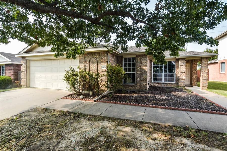 Property photo for 2404 Glenhaven Drive, McKinney, TX