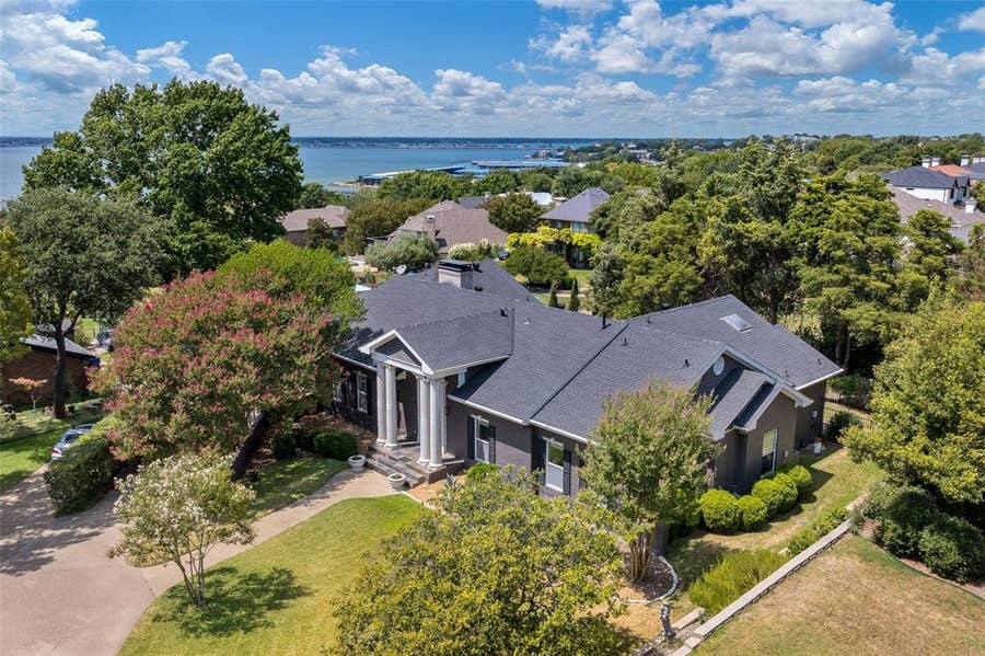 Property photo for 6 Stillwaters Drive, Heath, TX