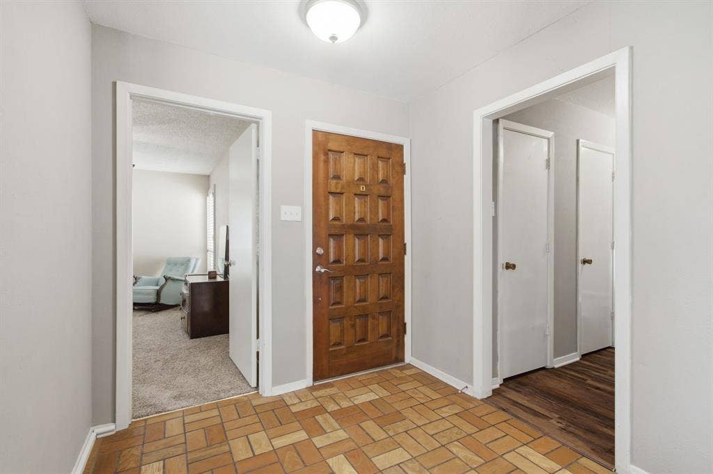 500 Irongate Circle, Irving, TX 75060 500 Irongate Circle, Irving, TX 75060
