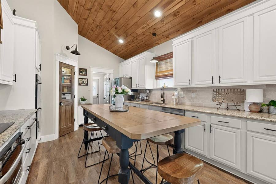 Property photo for 4689 County Road 2720, Caddo Mills, TX