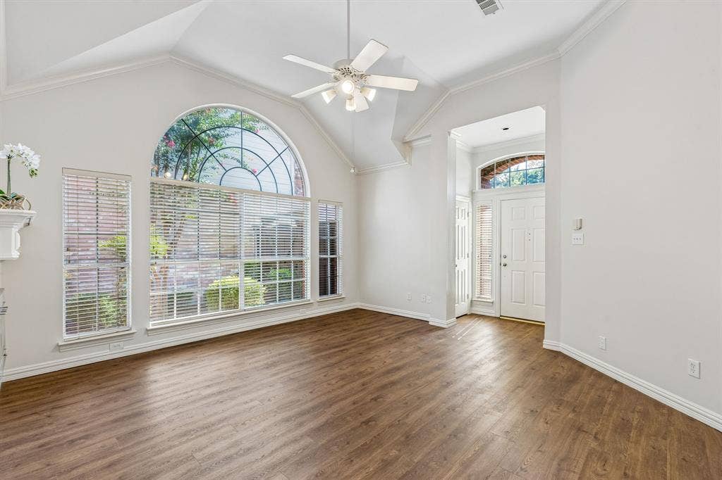 6852 High Field Trail, Plano, TX 75023 6852 High Field Trail, Plano, TX 75023