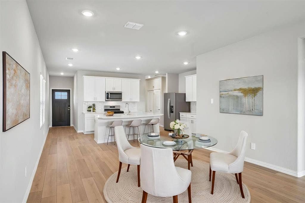 Photo is not of the actual home, but is an inspirational photo of builder’s model home and may depict options, furnishings, and/or decorator features that are not included.