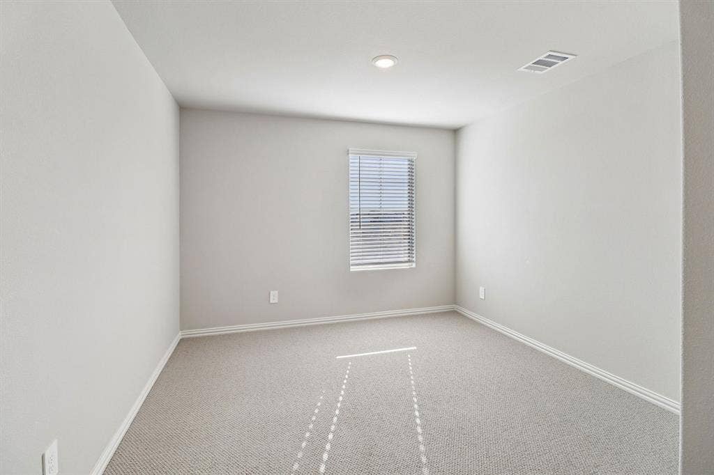1311 Winters Way, Princeton, TX 75071 Photo is not of the actual home, but is an inspirational photo of builder’s model home and may depict options, furnishings, and/or decorator features that are not included.