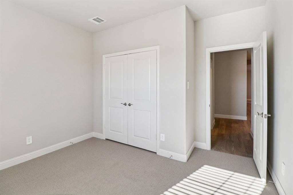 1311 Winters Way, Princeton, TX 75071 Photo is not of the actual home, but is an inspirational photo of builder’s model home and may depict options, furnishings, and/or decorator features that are not included.