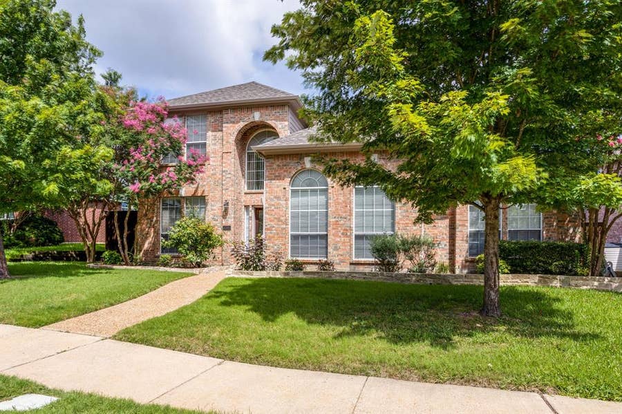Property photo for 1304 Pagewynne Drive, Plano, TX