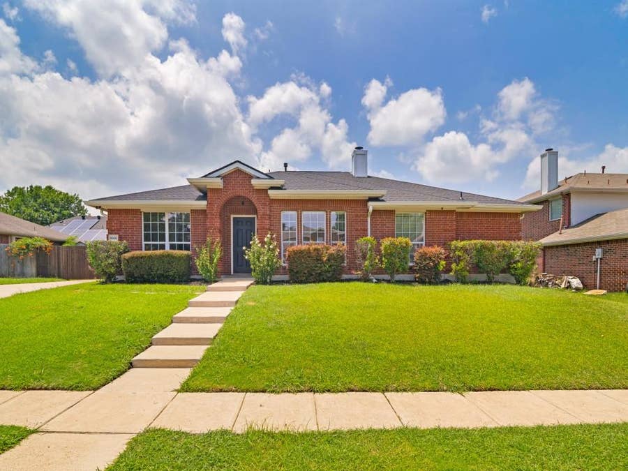 Property photo for 8605 Scooner Street, Rowlett, TX