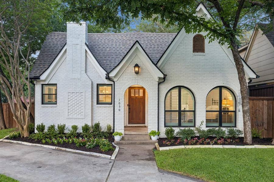 Property photo for 1050 N Windomere Avenue, Dallas, TX