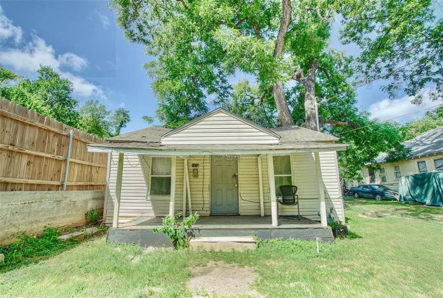 Property photo for 1610 N 10th Street, Waco, TX