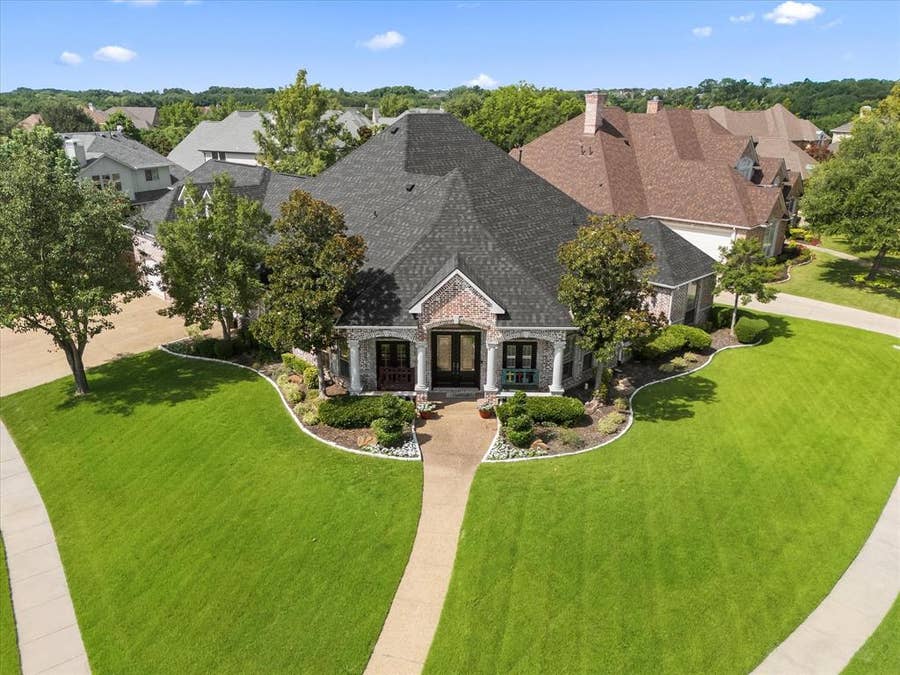 Property photo for 700 Starlight Pass, Heath, TX