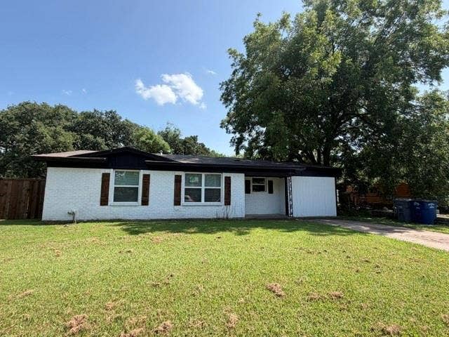 Property photo for 6836 Western Hills Drive, Dallas, TX