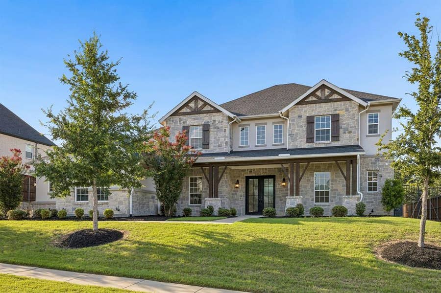 Property photo for 804 Jamestown Lane, Southlake, TX