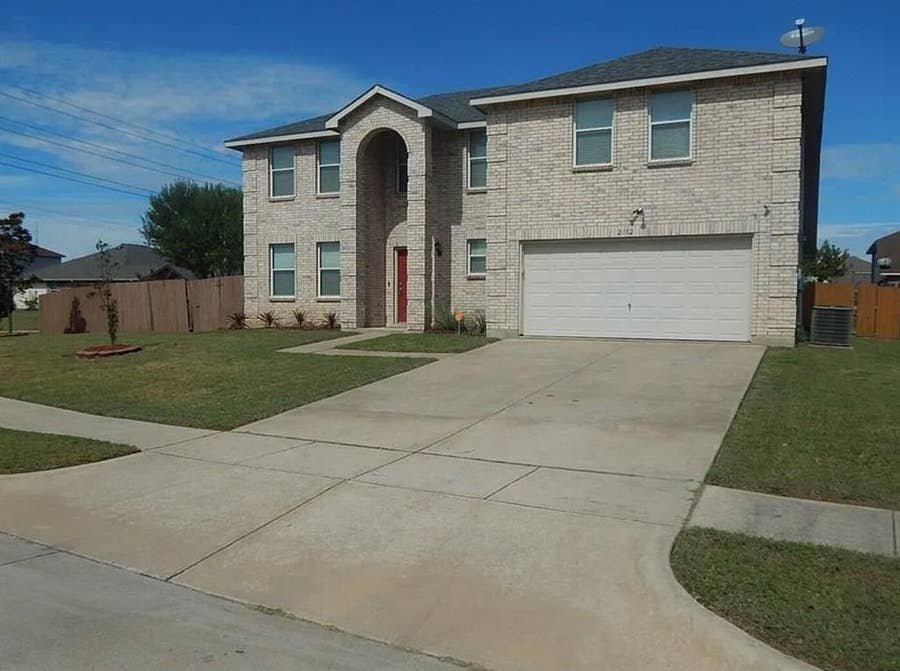 Property photo for 2152 Zion Hill, Grand Prairie, TX
