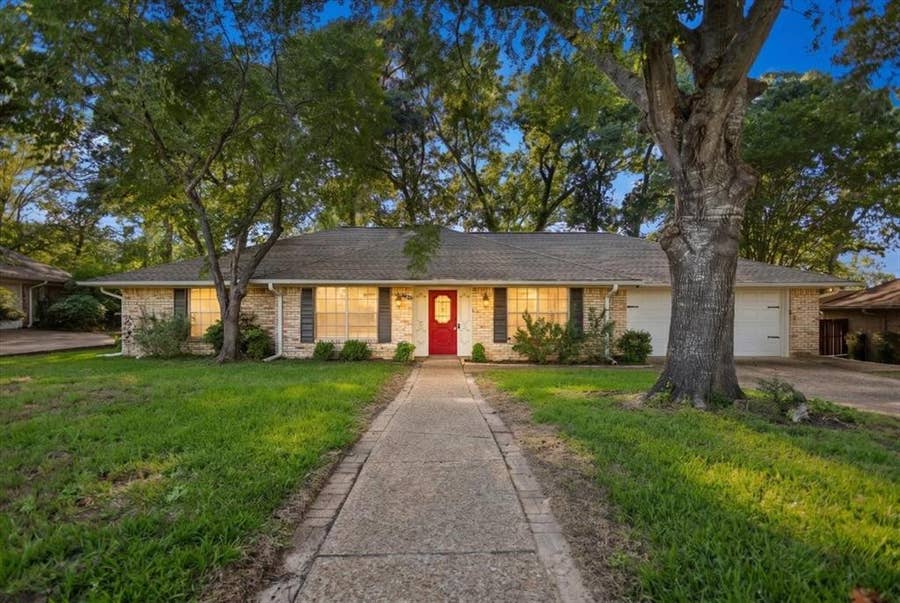 Property photo for 4435 Dundee Drive, Tyler, TX