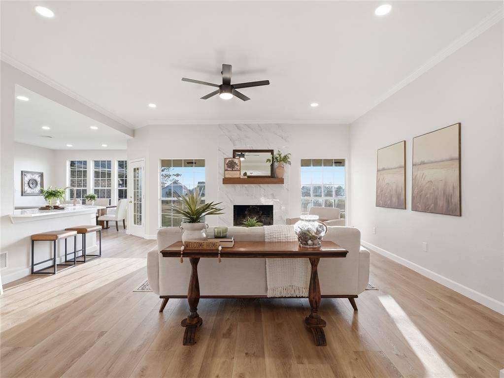 902 W Pioneer Circle, Argyle, TX 76226 Open Concept