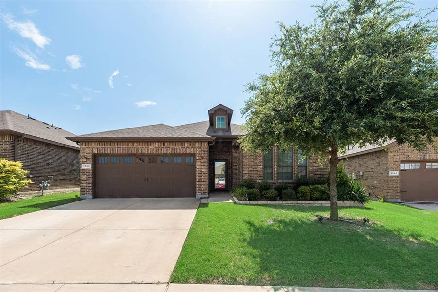 Property photo for 2505 Lavender Lane, Glenn Heights, TX