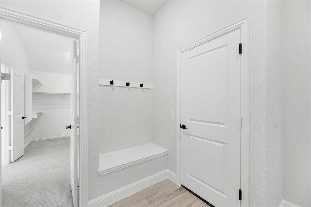 1044 Quincy Drive, Red Oak, TX 75154 1044 Quincy Drive, Red Oak, TX 75154