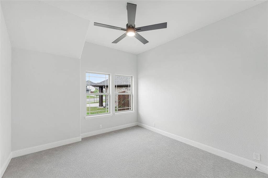 1044 Quincy Drive, Red Oak, TX 75154 1044 Quincy Drive, Red Oak, TX 75154