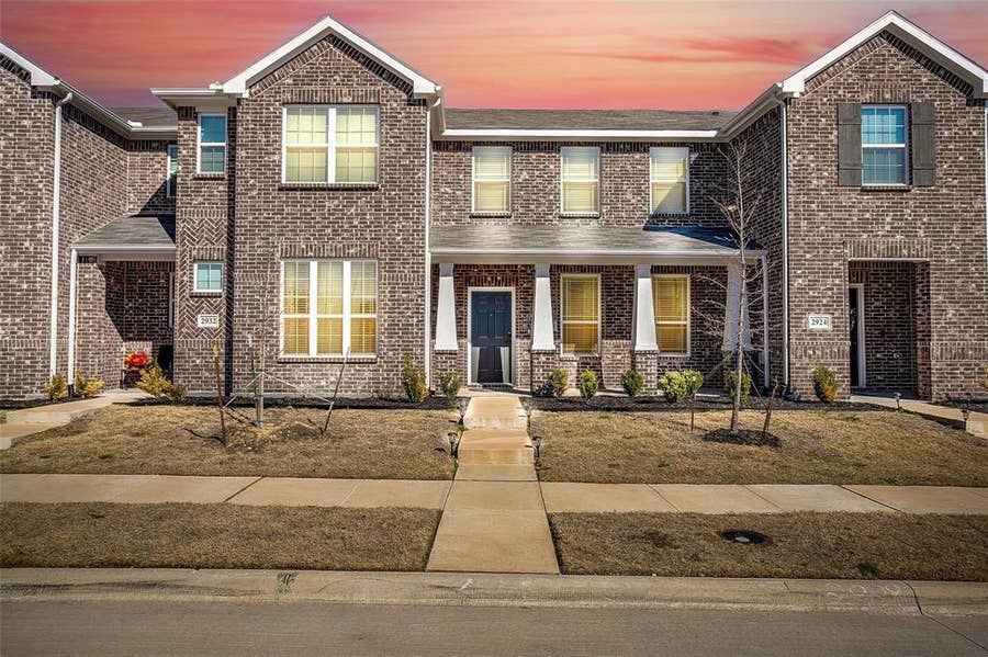 Property photo for 2928 Baneberry Lane, Mesquite, TX