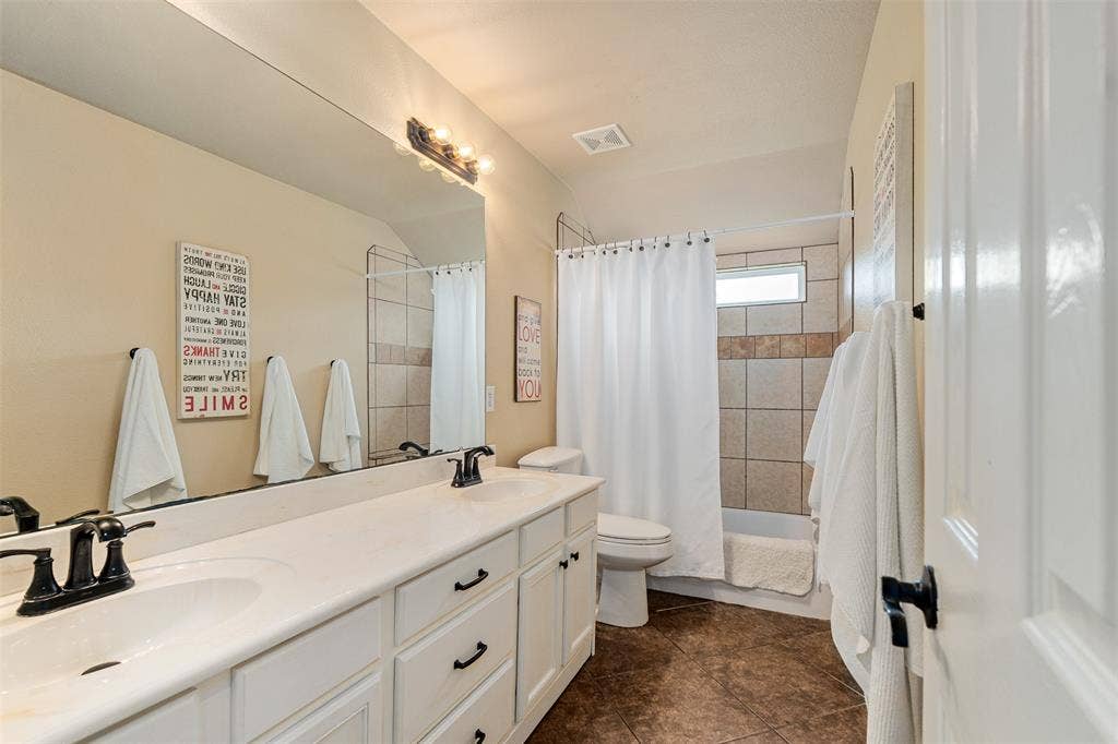 118 Janice Lane, Mabank, TX 75156 118 Janice Lane, Mabank, TX 75156