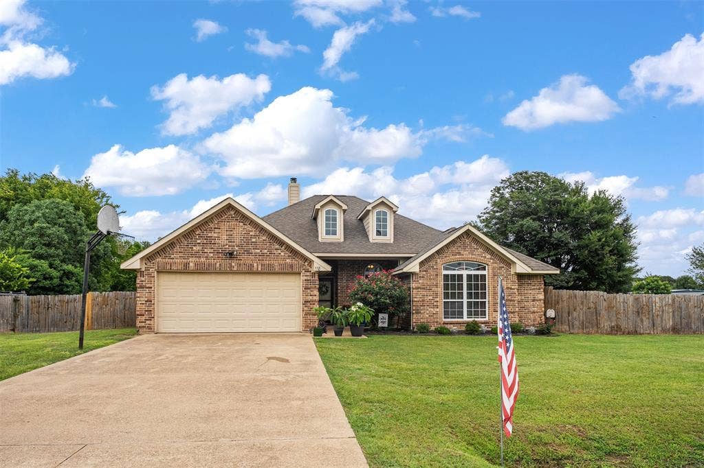 118 Janice Lane, Mabank, TX 75156 118 Janice Lane, Mabank, TX 75156