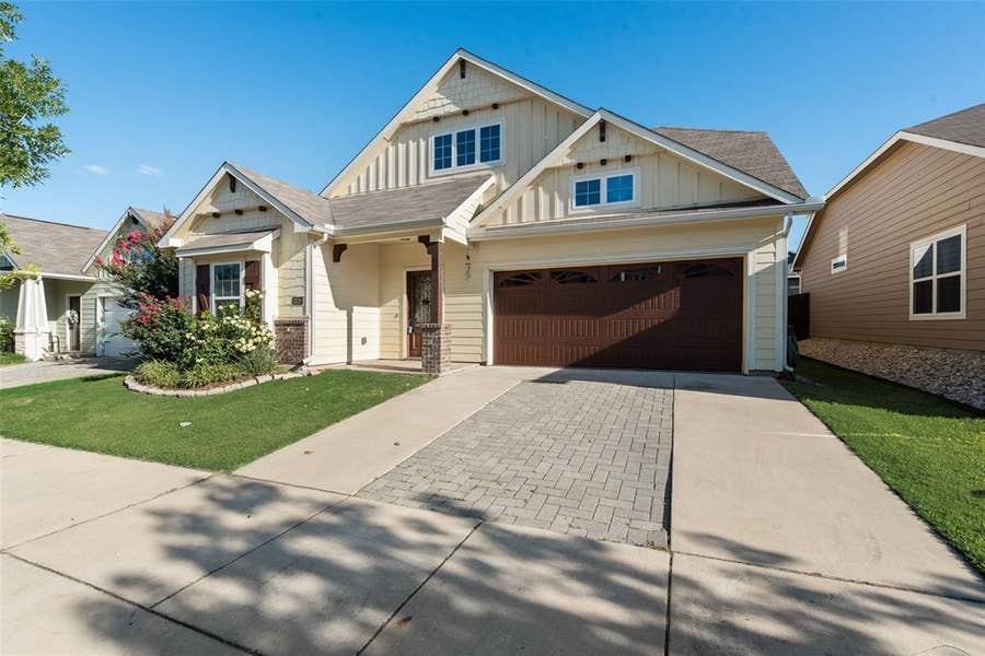 Property photo for 2320 Chebi Lane, Denton, TX