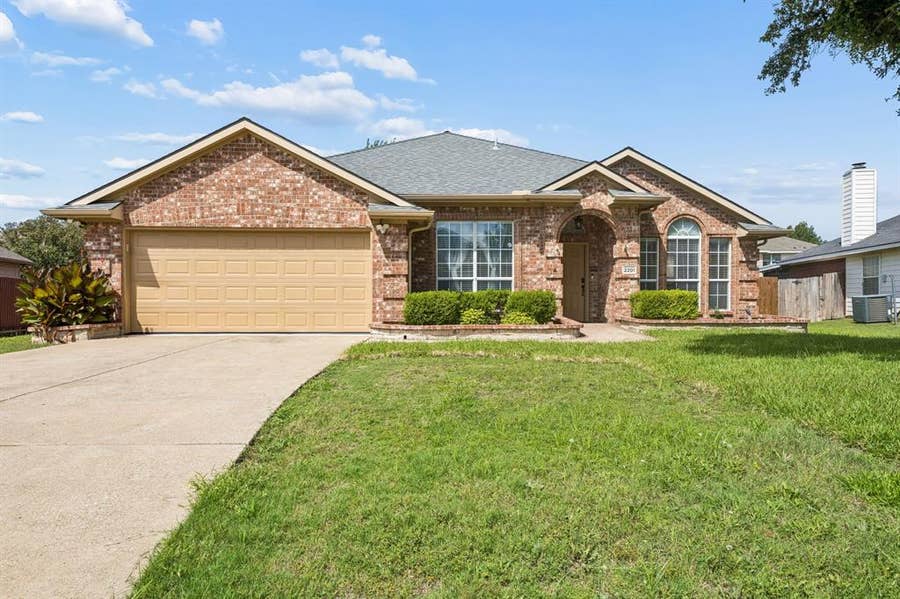 Property photo for 2201 Cantura Drive, Mesquite, TX