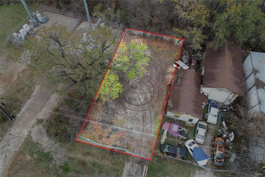 6518 C F Hawn Freeway, Dallas, TX 75217 6518 C F Hawn Freeway, Dallas, TX 75217
