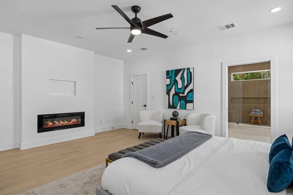 5617 Santa Fe Avenue, Dallas, TX 75214 5617 Santa Fe Avenue, Dallas, TX 75214
