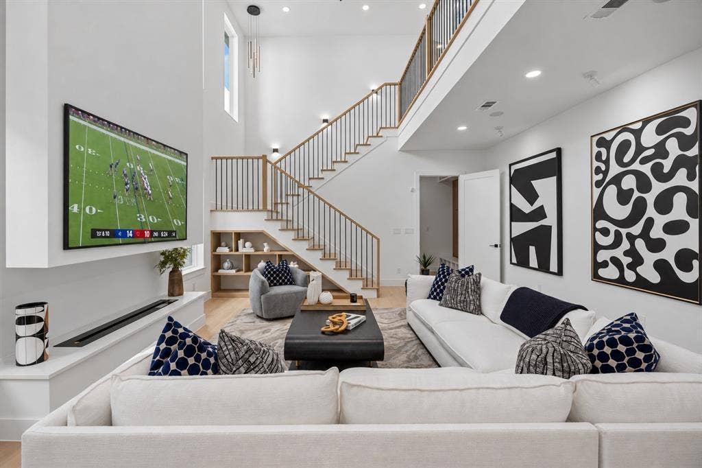 5617 Santa Fe Avenue, Dallas, TX 75214 5617 Santa Fe Avenue, Dallas, TX 75214