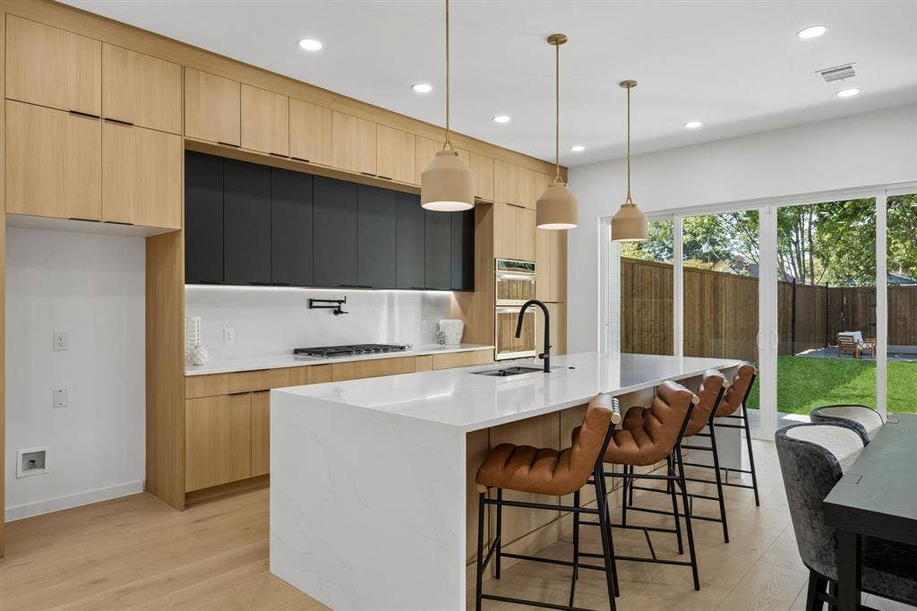 5617 Santa Fe Avenue, Dallas, TX 75214 5617 Santa Fe Avenue, Dallas, TX 75214